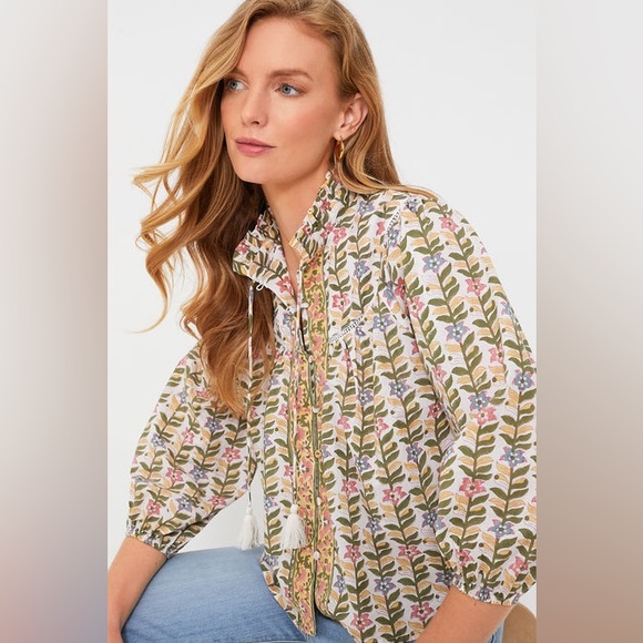 Tuckernuck Tops - TUCKERNUCK MAREA Marigold Georgia Blouse Size XS Cotton Floral